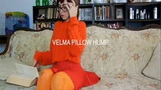 93 - Velma Cosplay Pillow Humping