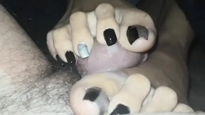 mi footjob 262