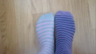 Feet striptease