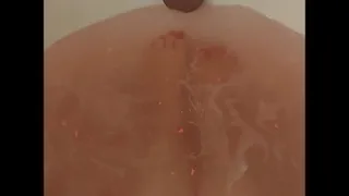 Big Feet In the BathTube