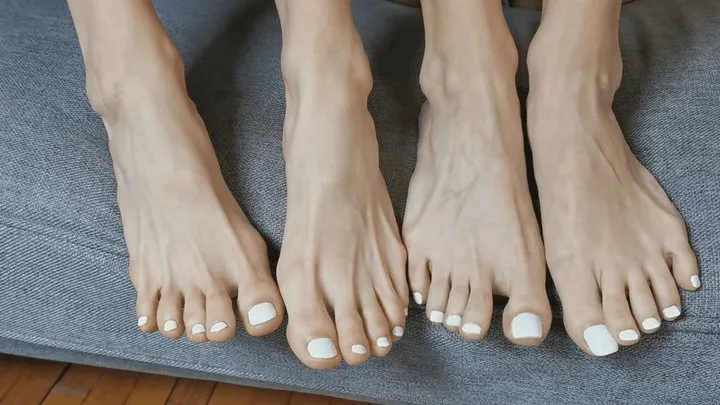 white toenails duo