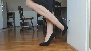 office look and sexy calves