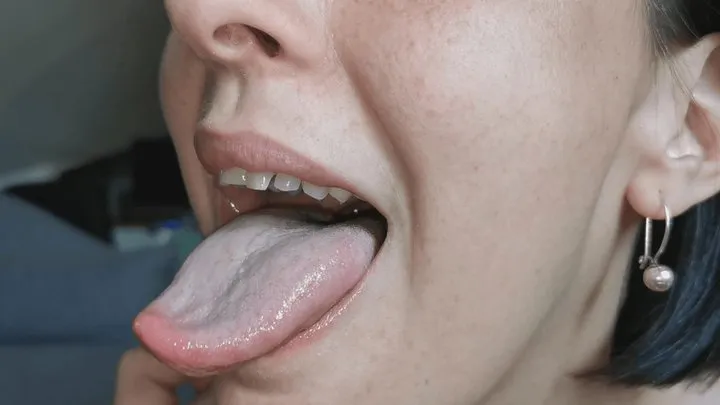 wet tongue up close