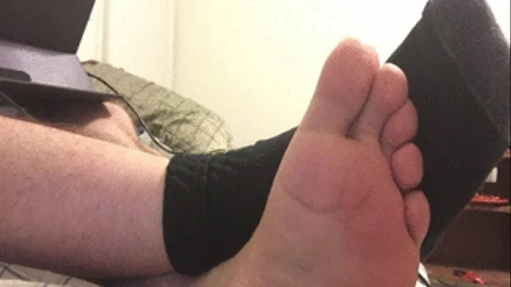 Foot Tease as I Ignore You