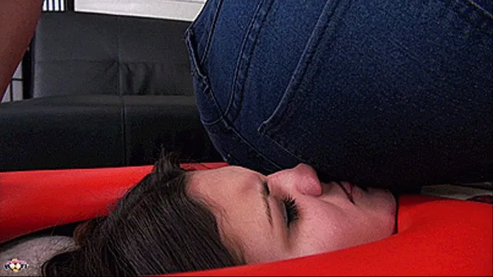 Andi Page Crushes Face Box Slave With Denim Ass