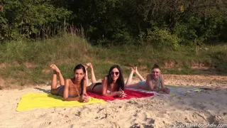 Beach big feet show from Kristina, Olivia and Valentina (Part 5 of 6)