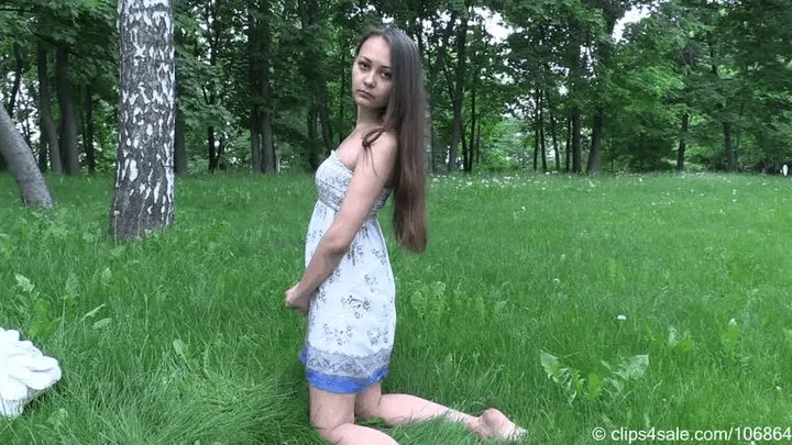 Modest beauty Alika shows her soles in the park (Part 2 of 6)