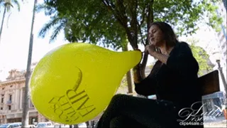 Vic Blow to pop Giant Yelow coosa valley balloon