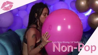 Lucy Sexy Kissing 16" balloon