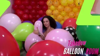 Beatriz Epic Balloon Mass Pop: Clearing a Room Full of Balloons