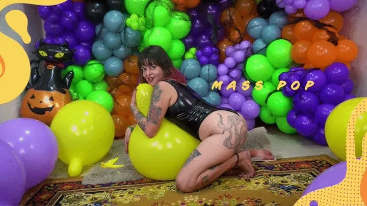 Ella Looner Hallooween session With Longneck Balloons