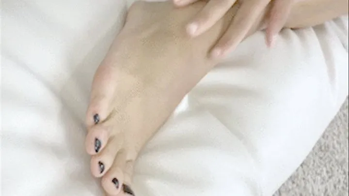 Foot Fetish Cosplay - Kitty Cleaning and Sniffing Sexy Feet