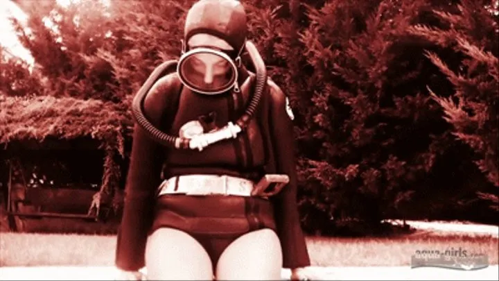 071 Irina Masturbating In Old Dive Gear