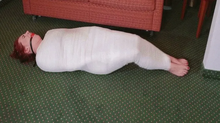 Davina's First Mummificaation