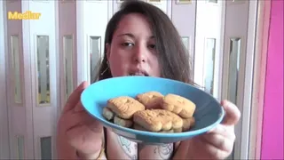 Cookies inside my mouth [HOPE]