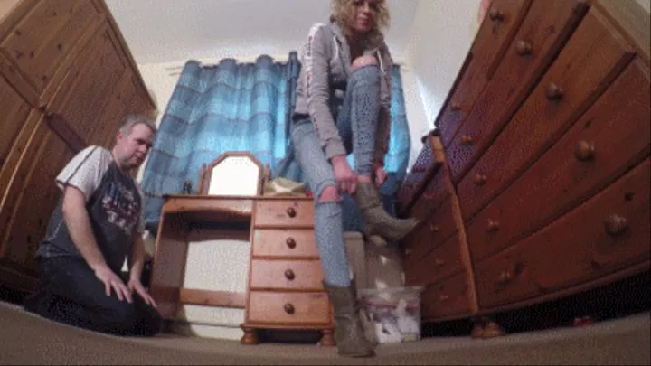 Head Crushing Cow Girl Boots FLOOR CAM