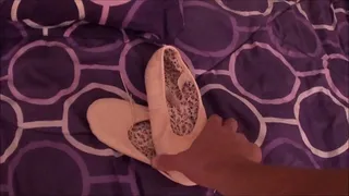 A ballet footjob