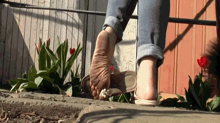 Sophia's dirty feet dominate nature