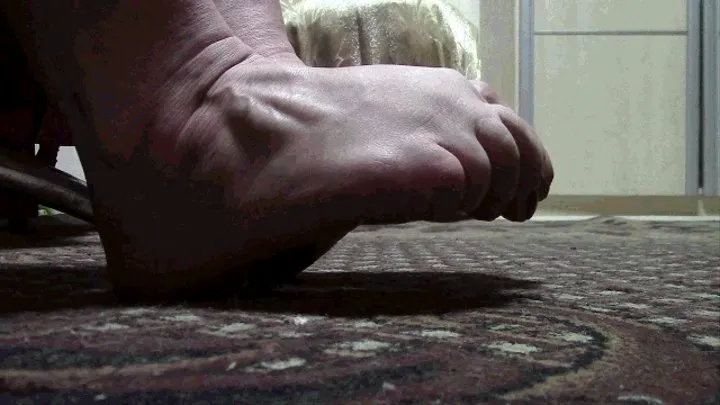 ORDER Twisting toes into a fist right view