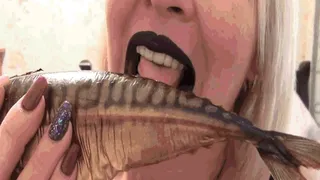 I will love and bite you like this mackerel