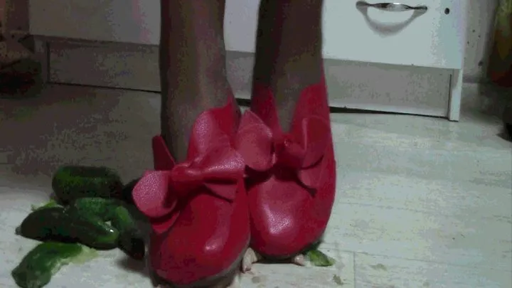 Crush food with soft ballet shoes