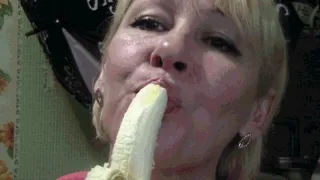 Pleasure from a banana to white eyes.