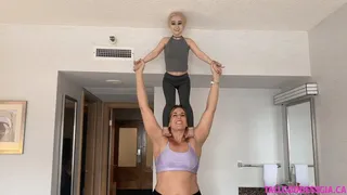 Tiny Texie Climbs Gia the Giant Like a Tree P2