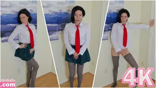 Momo Yaoyorozu's Panty Pee Desperation