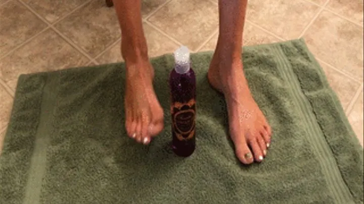 BABY OIL, FOOT MASSAGE