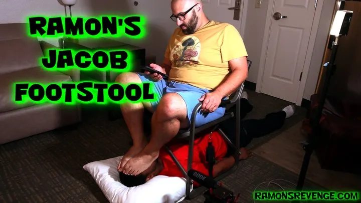 Ramon's Jacob Footstool!