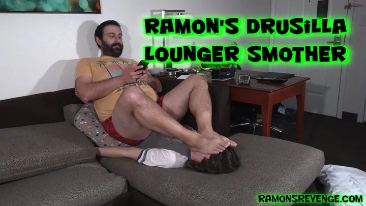 Ramon's Drusilla Lounger Smother!