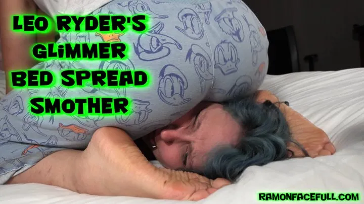 Leo Ryder's Glimmer Bed Spread Smother!