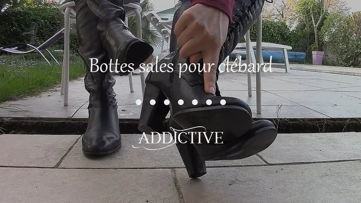 Addictive - Bottes sales pour clébard [french]