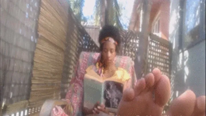 Ebony Goddess Sheridan - Bare feet in your face while I read