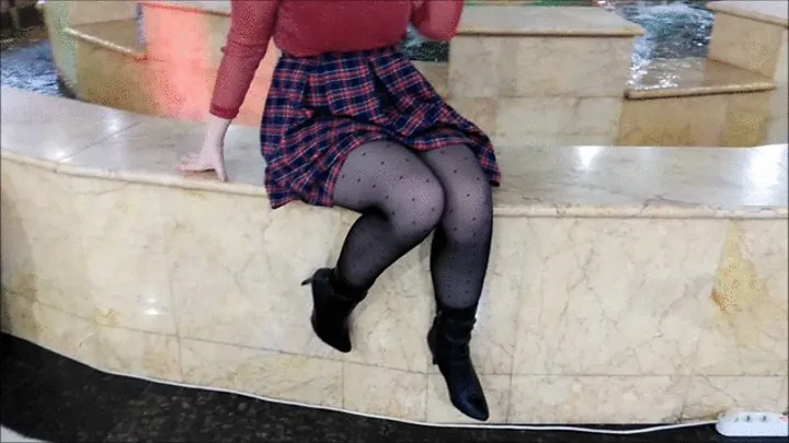 Nylon legs in mall