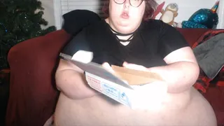 SSBBW Devours Desserts