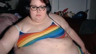 SSBBW Rainbow Ass Shaking