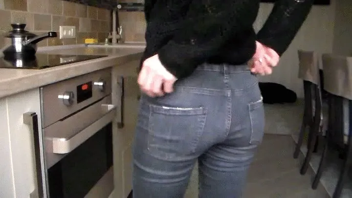 order: you like to wear jeans, skinny jeans, ass, wide ass