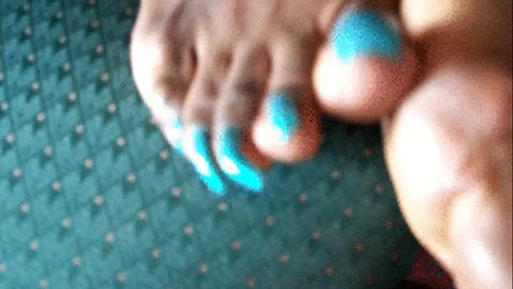 Ebony Long toenails shows what she does with them to a dick V