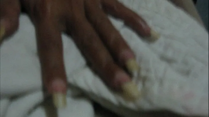 NEW Thai Lady Ms Wan works her magic with those Unpolished Nails