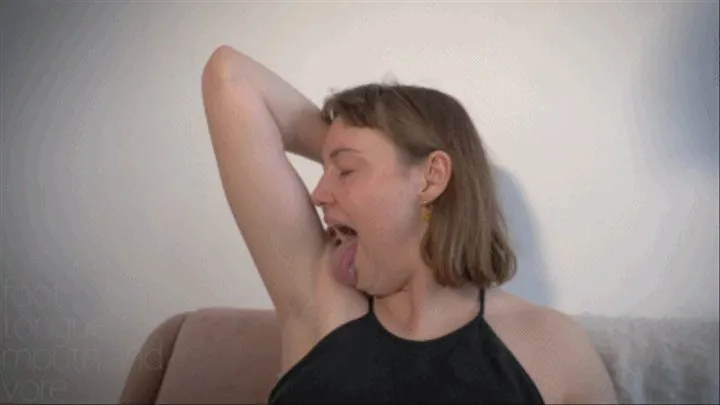 Hannah Licks Her Own Sweaty Armpits