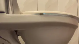 beautiful peeing sounds