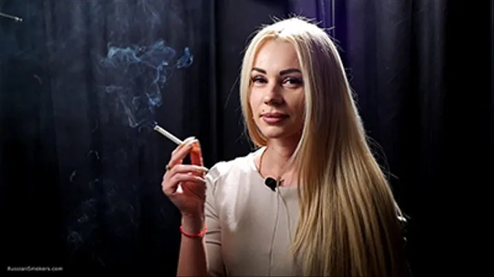 32 yo Ekaterina with 18 years of smoking skills