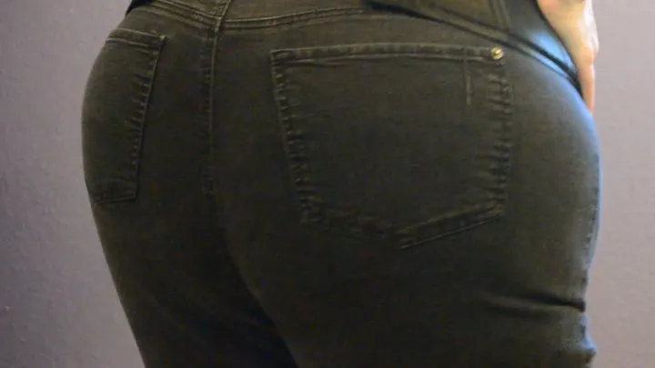 Ass Worship in Jeans Audio