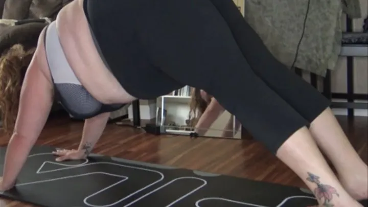 BBW does Yoga