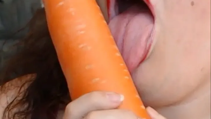 Silly Carrot BJ