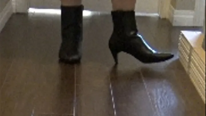 Shapely calves sexy little boots