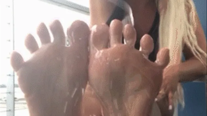 OILY BALCONY SOLES