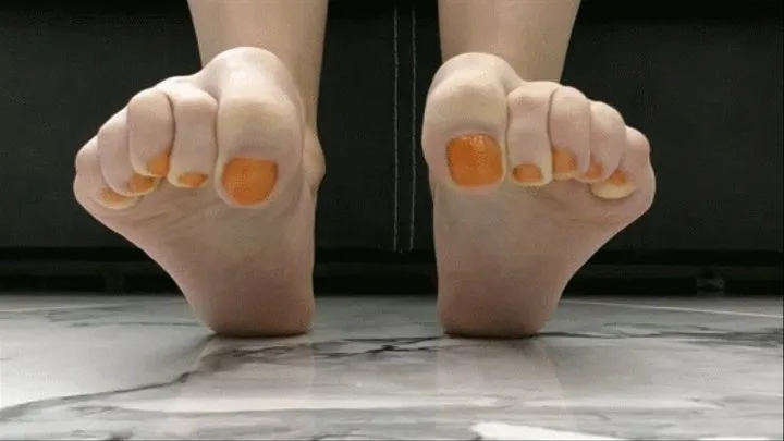 I love your toe curl orange color (Part 1)