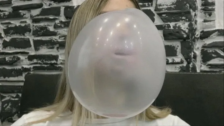 Thick big bubble gum